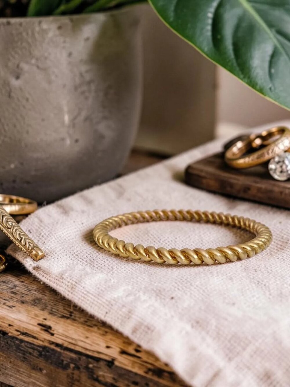 Twisted Bangle Bracelet – Vintage Brass Copper Design